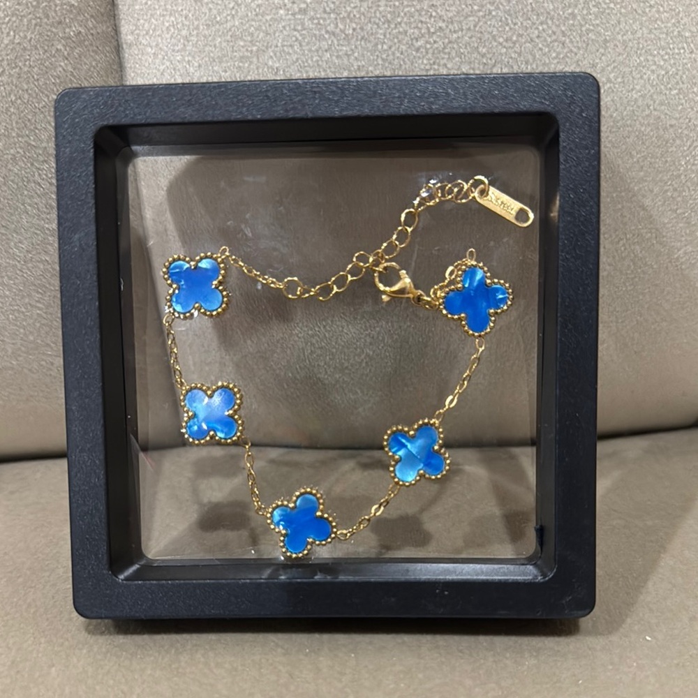 Elegant Blue and Gold Bracelet